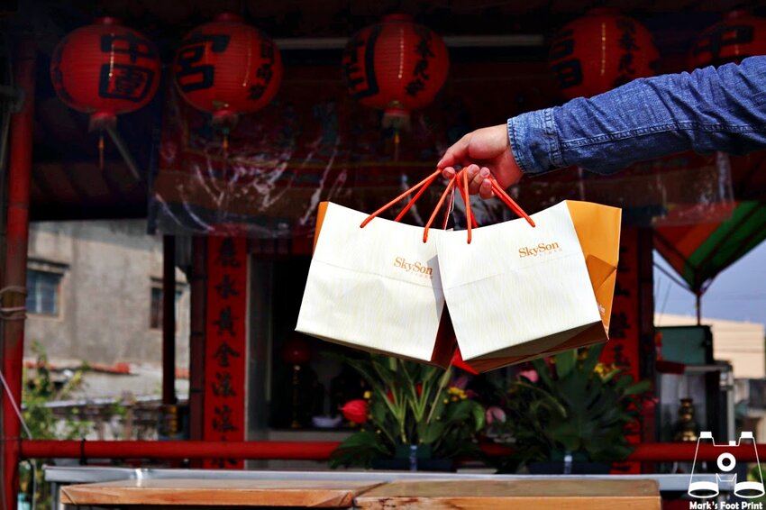 Skyson天子舒芙蕾新烏日車站門市｜入口即化的法式甜點，獨創三種吃法超神奇 - 馬克的足跡