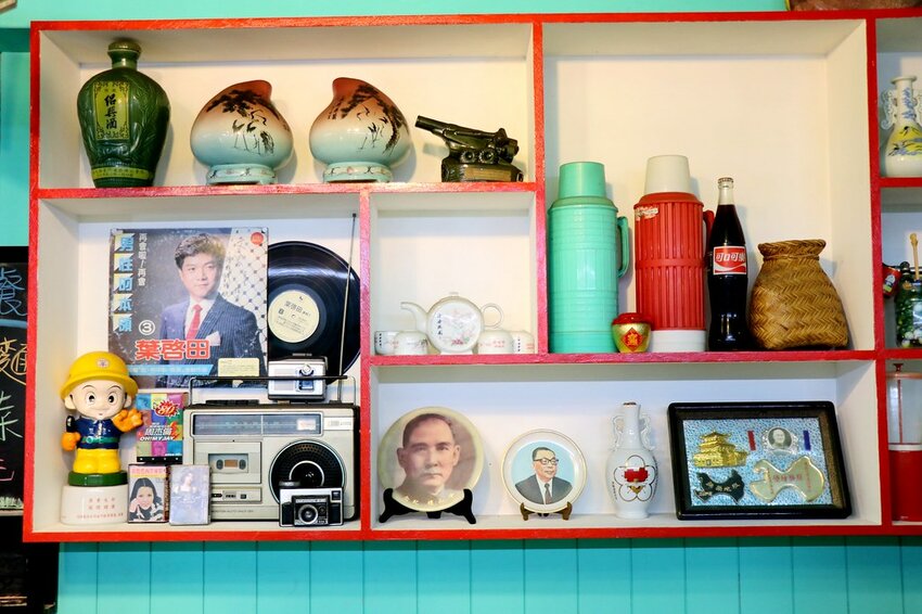 大同寶寶小虎隊陪你吃飯.懷舊復古小吃,彷彿回到小時候的眷村美食.中壢馬祖新村周邊美食推薦♥李家眷村小館♥