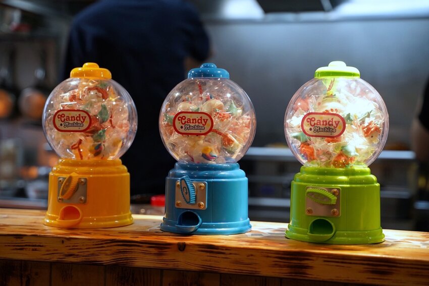 新竹竹北平價大份量早午餐推薦『Mr.Kenny 肯尼廚房』，比臉大雞排漢堡、雙手握不住的牛肉漢堡，還有各式可愛精緻的手作甜點！ - 阿華田的美食日記