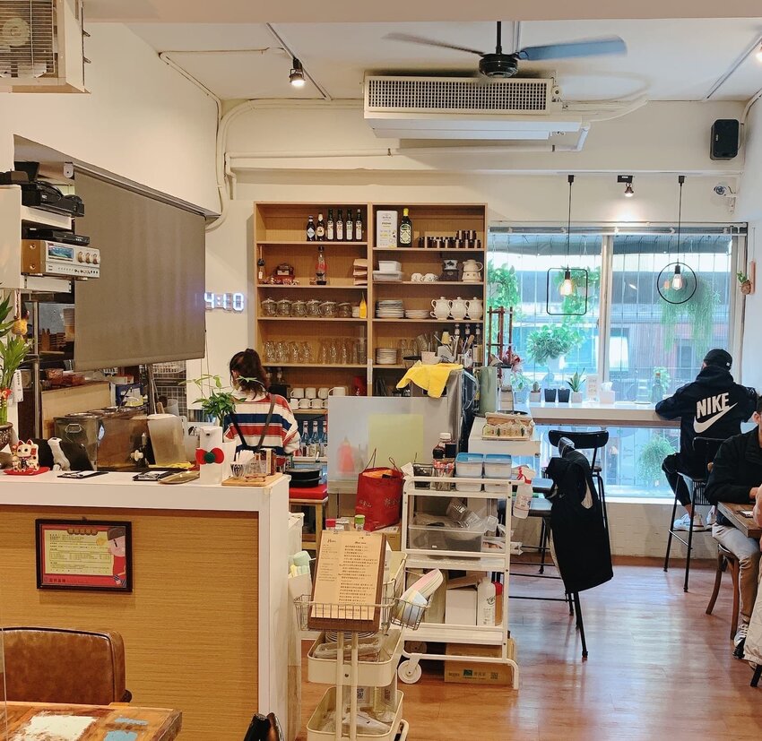 迷鹿了嗎?|基隆海洋廣場|連小孩都愛的超好吃墨魚燉飯、迷鹿雞翅