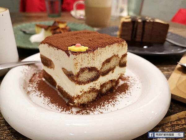 基隆市仁愛區基隆義式料理【迷鹿了嗎】義大利麵、燉飯、甜點皆有水準/基隆義大利麵