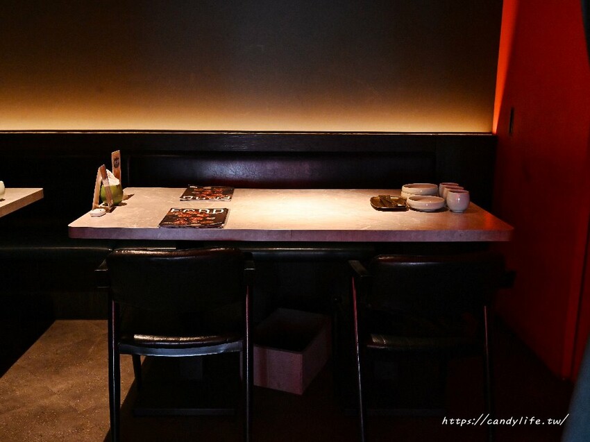 台中市西區FOND 訪韓國傳統豆腐鍋|台中最潮韓式料理,網美夜店風,好吃又好拍,五月底前完成活動享調酒買一送一