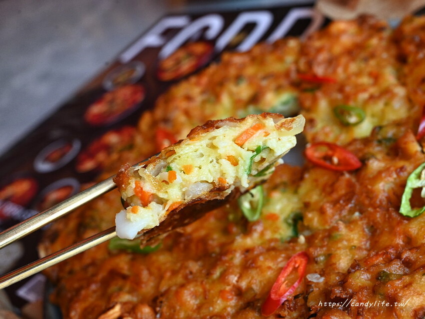 台中市西區FOND 訪韓國傳統豆腐鍋|台中最潮韓式料理,網美夜店風,好吃又好拍,五月底前完成活動享調酒買一送一