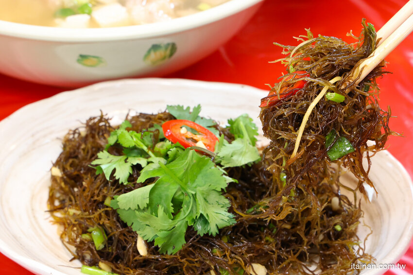 好吃又便宜!生魚片一片5元我還不吃爆!後壁湖海鮮必吃這家「後壁湖上安活海鮮」活跳跳生猛海鮮熱炒口味好、有專屬停車場 @台南好Food遊