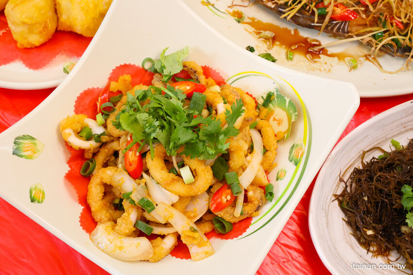 好吃又便宜!生魚片一片5元我還不吃爆!後壁湖海鮮必吃這家「後壁湖上安活海鮮」活跳跳生猛海鮮熱炒口味好、有專屬停車場 @台南好Food遊