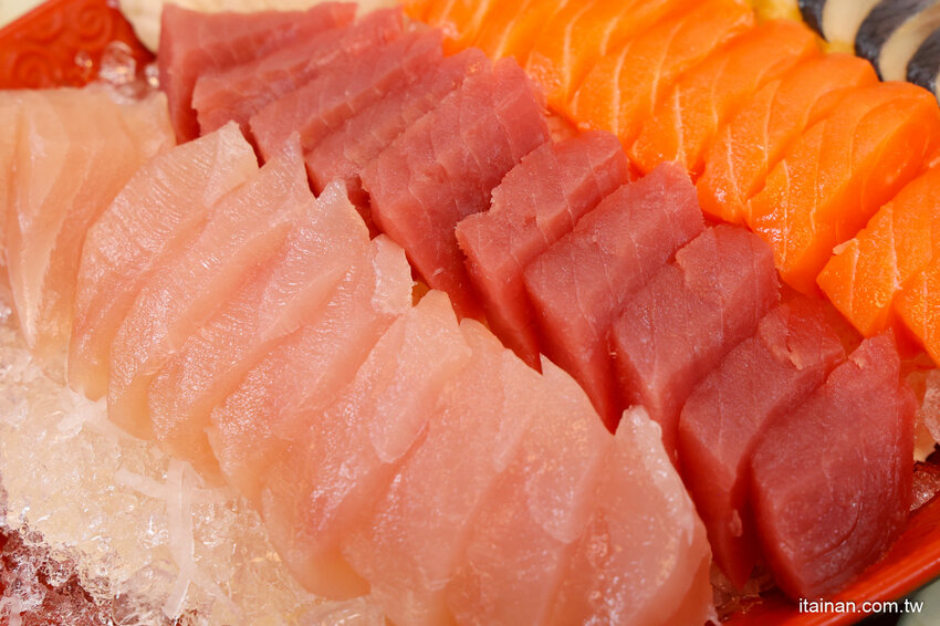 好吃又便宜!生魚片一片5元我還不吃爆!後壁湖海鮮必吃這家「後壁湖上安活海鮮」活跳跳生猛海鮮熱炒口味好、有專屬停車場 @台南好Food遊