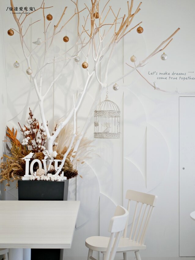 台南早午餐推薦｜外酥內嫩的迷迭香雞腿吃起來『康晨手作廚房』隱藏在巷子裡的神美韓系早午餐 - 曼達愛吃鬼