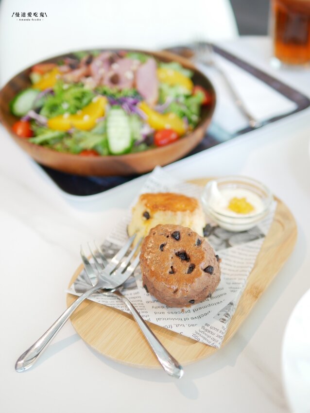 一日咖啡烘豆師體驗『Dyc打咖啡(永康新總圖店)』自己的咖啡豆自己烘,台南總圖絕美午茶空間推薦!台南美食|永康美食|台南下午茶 - 曼達愛吃鬼