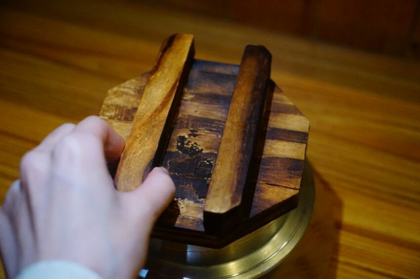 【攝食 串炸專門店】新竹道地日式居酒屋串炸專賣 獨門日式新竹才有！ 新竹美食/宵夜/居酒屋/約會/聚餐 - Cutier吃飯中 串炸一點都不簡單，不論是單吃或是沾醬都是味蕾饗宴！