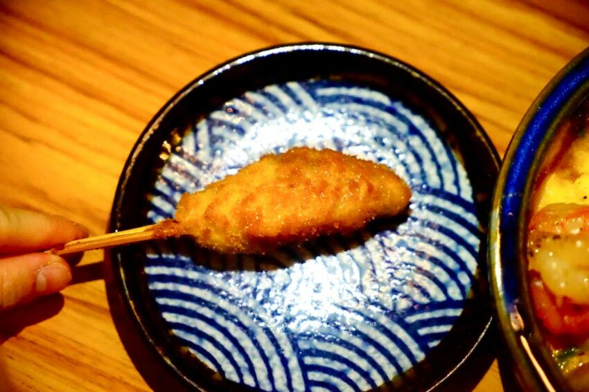 【攝食 串炸專門店】新竹道地日式居酒屋串炸專賣 獨門日式新竹才有！ 新竹美食/宵夜/居酒屋/約會/聚餐 - Cutier吃飯中 串炸一點都不簡單，不論是單吃或是沾醬都是味蕾饗宴！