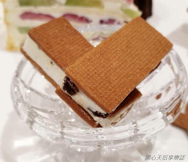 東區甜點｜時飴approprie 仁愛店｜時尚雅致環境，常溫甜點禮盒，美味優質，下午茶點心、中秋禮盒、過年禮盒