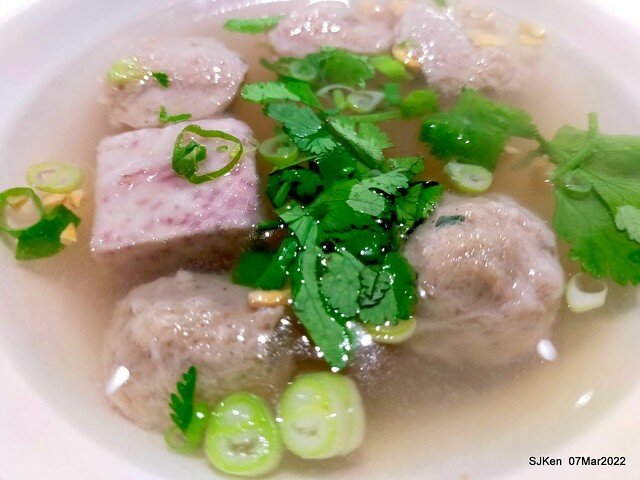 「小管的店小卷米粉專賣店」(Neritic Squid store), Taipei, Taiwan, SJKen,Mar 7, 2022.