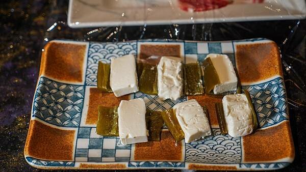 A7_00839.jpg A7_00839.jpg