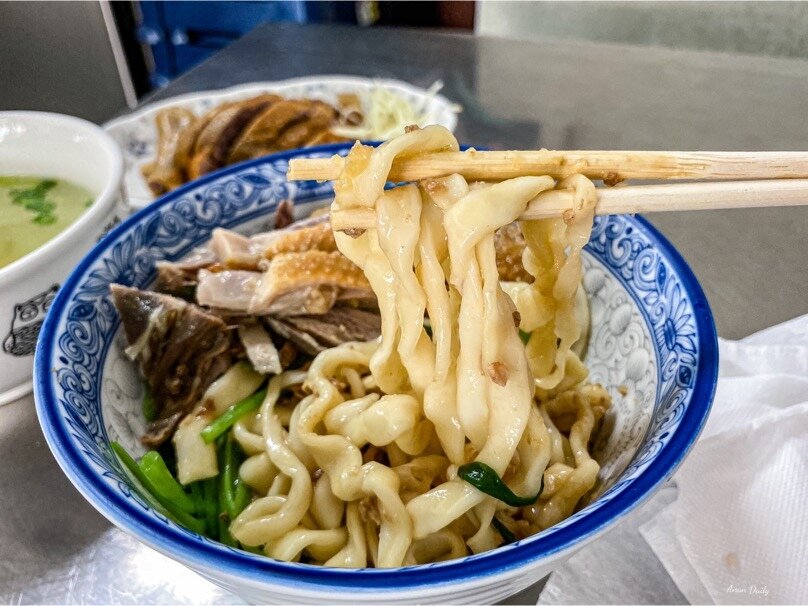 | 高雄美食 |鳳山無名鴨肉麵/招牌菜單都沒有/超級好吃又便宜到爆表！