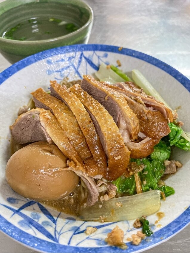 | 高雄美食 |鳳山無名鴨肉麵/招牌菜單都沒有/超級好吃又便宜到爆表！