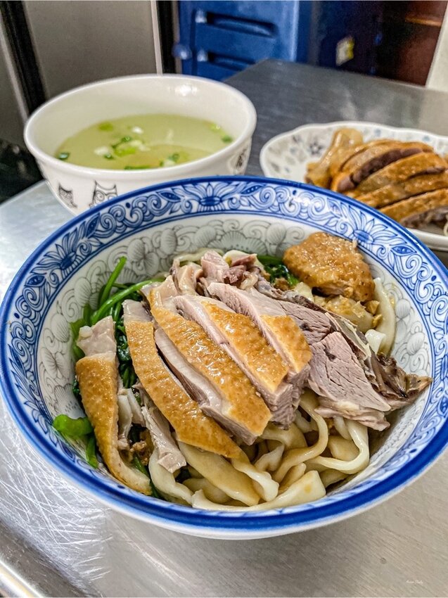 | 高雄美食 |鳳山無名鴨肉麵/招牌菜單都沒有/超級好吃又便宜到爆表！