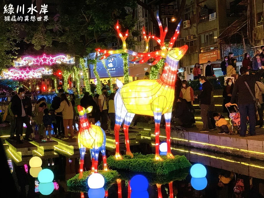 台中新開幕早午餐，季節限定櫻花系列飲品甜點好夢幻，被蜂蜜芥末鮪魚可頌驚艷到超好吃，還有可愛樹懶陪吃唷