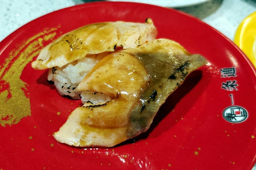 【桃園美食】一条通新幹線壽司.平板點餐、新幹線送餐!環球A19美食推薦!