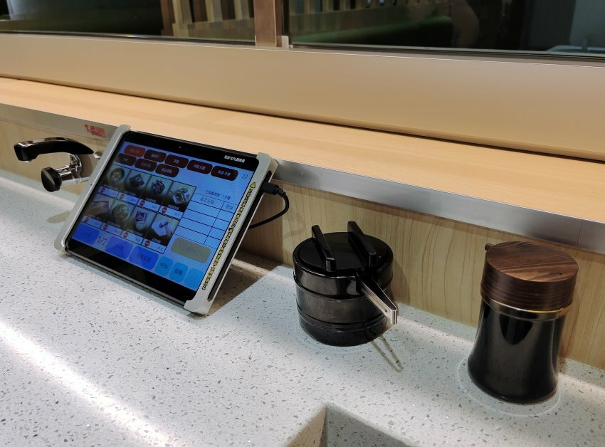 【桃園美食】一条通新幹線壽司.平板點餐、新幹線送餐!環球A19美食推薦!