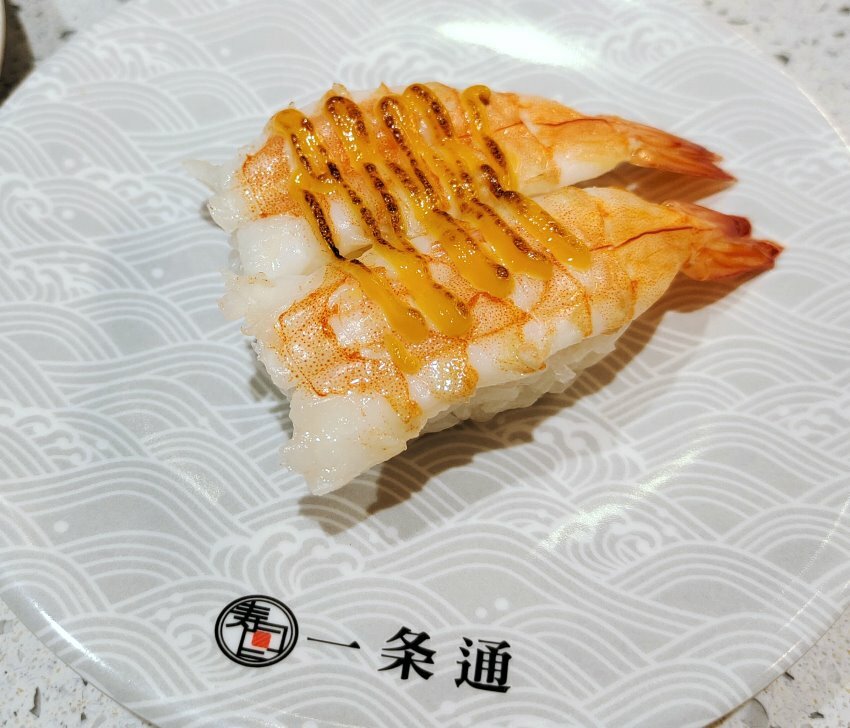 【桃園美食】一条通新幹線壽司.平板點餐、新幹線送餐!環球A19美食推薦!