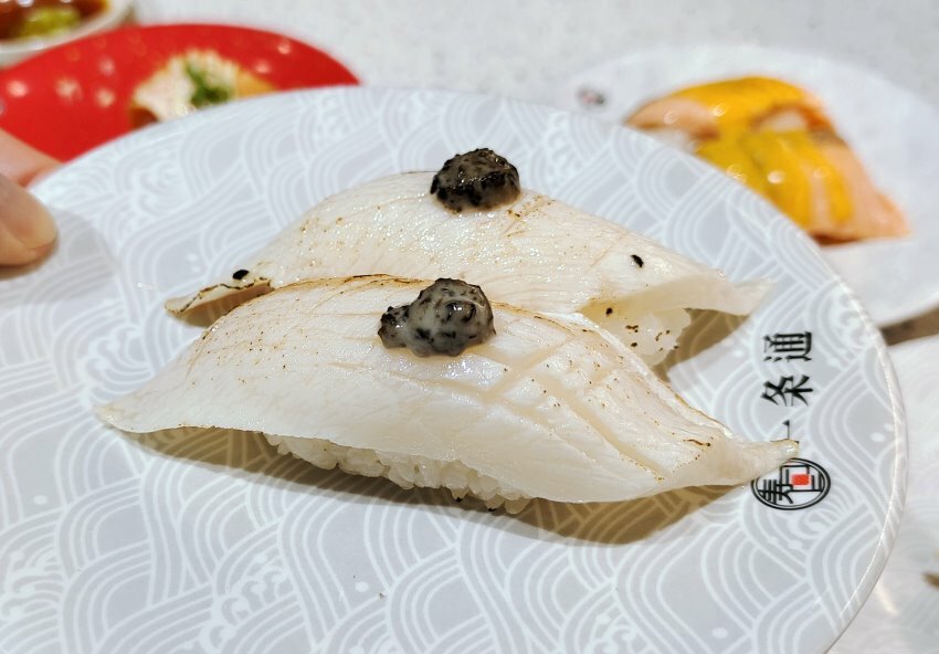 【桃園美食】一条通新幹線壽司.平板點餐、新幹線送餐!環球A19美食推薦!