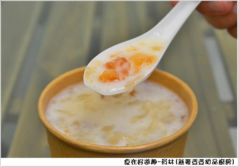 員林美食|燕麥荳荳-甜品廚房，吃甜品可以養顏美容 ? 吃甜食喝甜湯也可以健康又營養 ? 值得推薦的市場美食