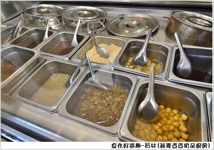 員林美食|燕麥荳荳-甜品廚房，吃甜品可以養顏美容 ? 吃甜食喝甜湯也可以健康又營養 ? 值得推薦的市場美食