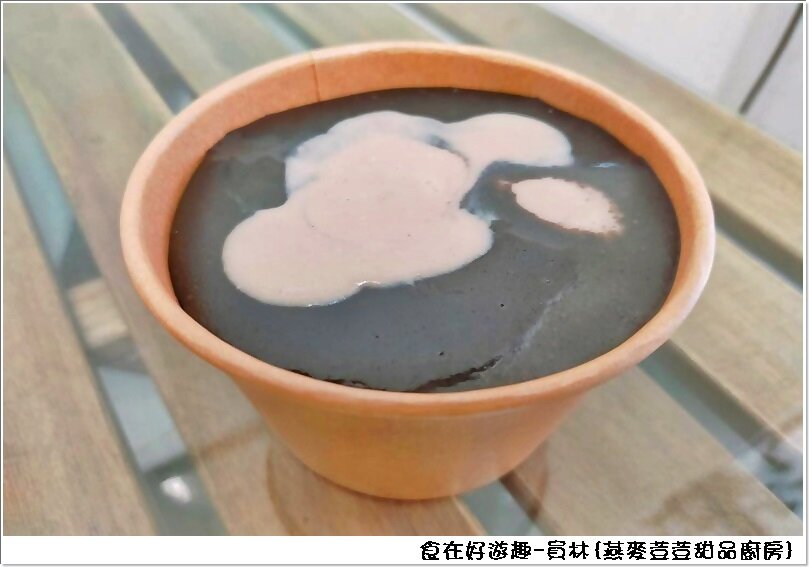 員林美食|燕麥荳荳-甜品廚房，吃甜品可以養顏美容 ? 吃甜食喝甜湯也可以健康又營養 ? 值得推薦的市場美食