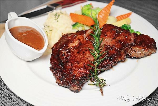 IMG_6555.jpg IMG_6555.jpg