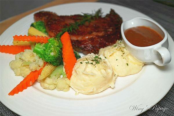 IMG_6559.jpg IMG_6559.jpg