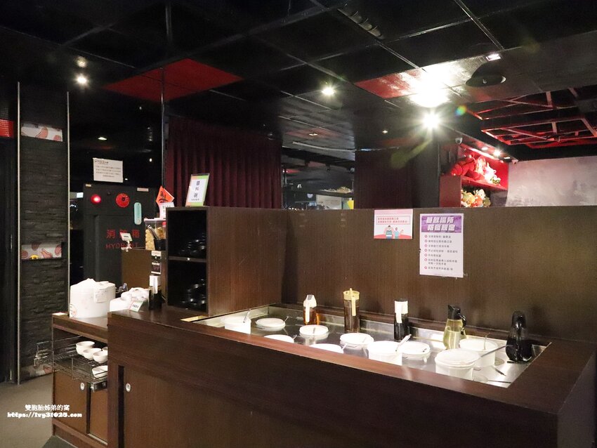 台灣火鍋第一品牌 – 肉多多火鍋高雄三多店 / 火鍋必吃名店 / 龍王麻辣鍋