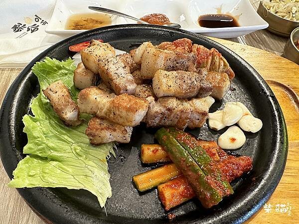 【台北】梨谷韓式鐵板炭火烤肉|炭烤豬五花包菜,韓式小菜吃到飽 【台北】梨谷韓式鐵板炭火烤肉|炭烤豬五花包菜,韓式小菜吃到飽