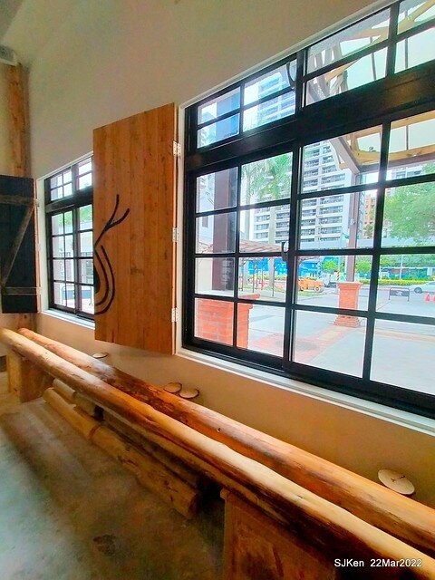 「鹿點咖啡Elaine 瓶概店」(Deer Spot coffee shop), Taipei, Taiwan, SJKen, Mar 22,2022.