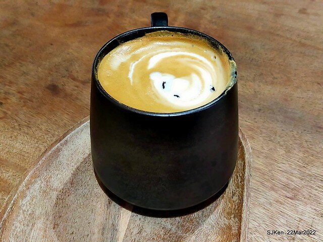 「鹿點咖啡Elaine 瓶概店」(Deer Spot coffee shop), Taipei, Taiwan, SJKen, Mar 22,2022.