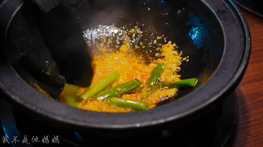 小碧潭站火鍋,小碧潭麻辣鍋,小碧潭石頭火鍋,小碧潭平價火鍋,小碧潭平價美食,小碧潭人氣火鍋,小碧潭人氣麻辣鍋,七張站人氣麻辣鍋,小碧潭排隊火鍋