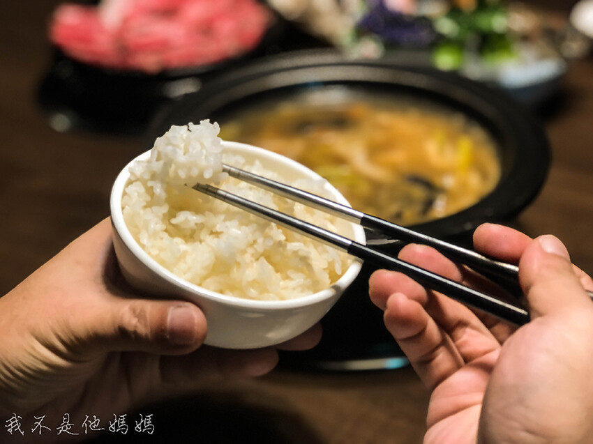 狂一鍋,肉多多火鍋,樂多多集團,樂多多APP,新店火鍋推薦,七張捷運站美食,七張捷運站火鍋,七張捷運站麻辣鍋,七張捷運站石頭火鍋