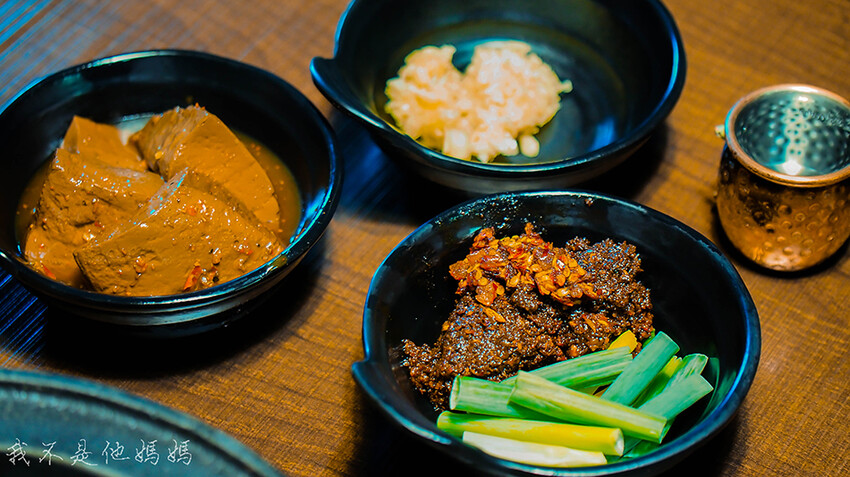 七張捷運站小火鍋,七張捷運站小火鍋推薦,七張捷運站熱炒街,調查局美食,捷運七張站小火鍋,捷運七張站美食,捷運七張站麻辣鍋,捷運七張站石頭火鍋