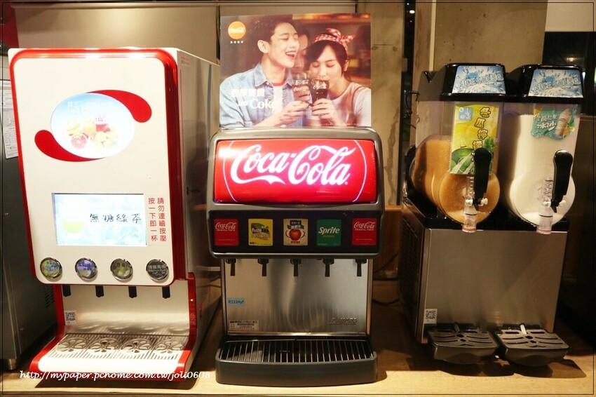 台灣火鍋第一品牌-肉多多火鍋桃園春日店大變身 超人氣排隊名店 "熟成肉肉元宇宙"菜單新上市 蔬食自助吧無限吃到飽