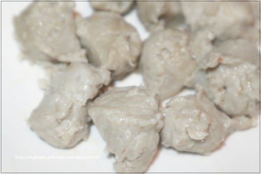 台灣火鍋第一品牌-肉多多火鍋桃園春日店大變身 超人氣排隊名店 "熟成肉肉元宇宙"菜單新上市 蔬食自助吧無限吃到飽