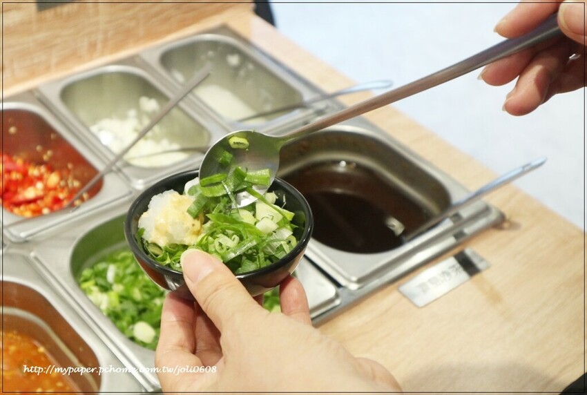 台灣火鍋第一品牌-肉多多火鍋桃園春日店大變身 超人氣排隊名店 "熟成肉肉元宇宙"菜單新上市 蔬食自助吧無限吃到飽