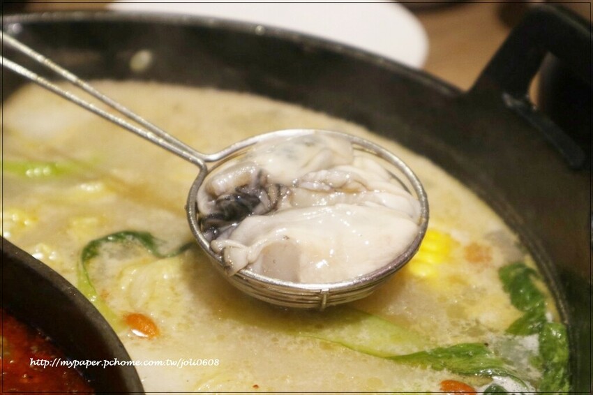 台灣火鍋第一品牌-肉多多火鍋桃園春日店大變身 超人氣排隊名店 "熟成肉肉元宇宙"菜單新上市 蔬食自助吧無限吃到飽