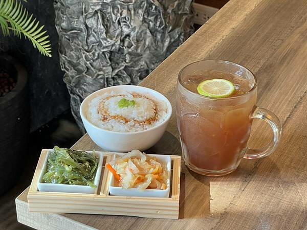 LINE_ALBUM_2022228 _4_220228_4.jpg