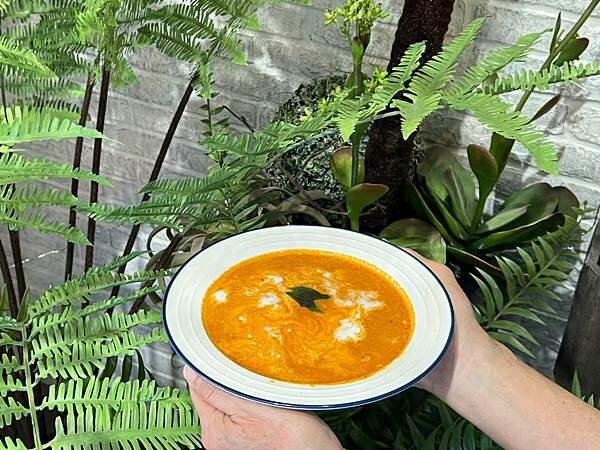 LINE_ALBUM_2022228 _4_220228_7.jpg