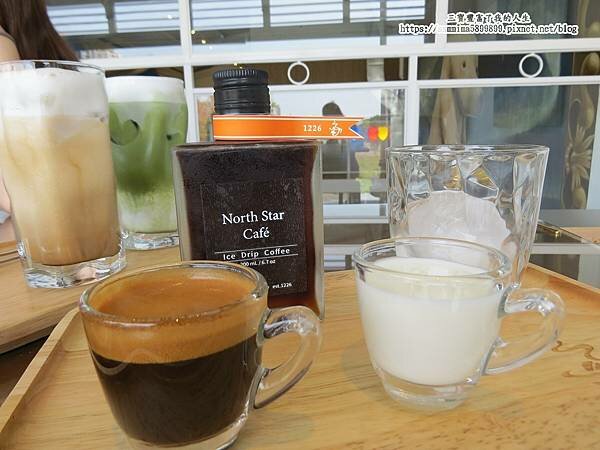 台中南屯咖啡廳【北極星品啡】唯一一間結合畫廊的文藝咖啡廳 以公益起點 幫助年輕學子一展長才