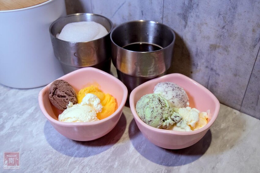 【臺南美食】12款湯頭讓你選,菜盤換肉盤不加價,讓喜歡吃肉的朋友一次吃個夠,也是毛小孩友善餐廳,而且店內有五月天收藏品分享看,超大造型玩偶免費拍~養鍋台南文化店 - 南人幫