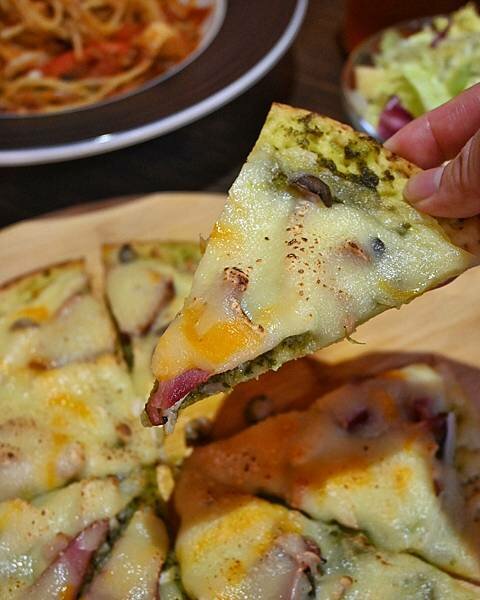 義食光∥左營區美食∥巷弄裡藏著歐風義式料理∥薄餅、燉飯、義大利麵還有隱藏版限定料理都不可錯過