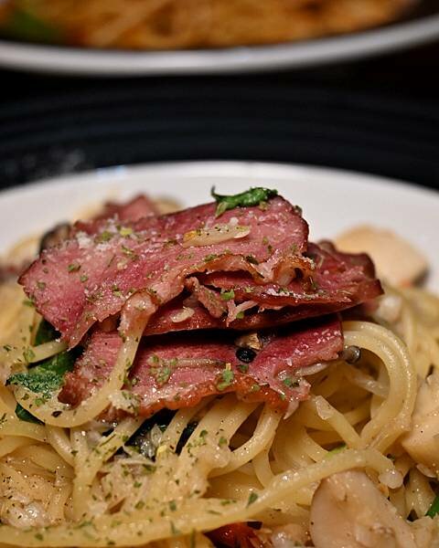 義食光∥左營區美食∥巷弄裡藏著歐風義式料理∥薄餅、燉飯、義大利麵還有隱藏版限定料理都不可錯過