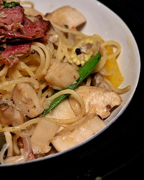 義食光∥左營區美食∥巷弄裡藏著歐風義式料理∥薄餅、燉飯、義大利麵還有隱藏版限定料理都不可錯過