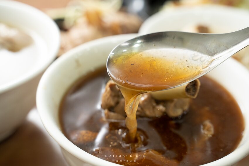 中山區美食|華燈初上拍攝地點大公開!2022台北條通商圈一日遊懶人包~必訪5間特色餐廳,無飲、麗姐麻油雞、