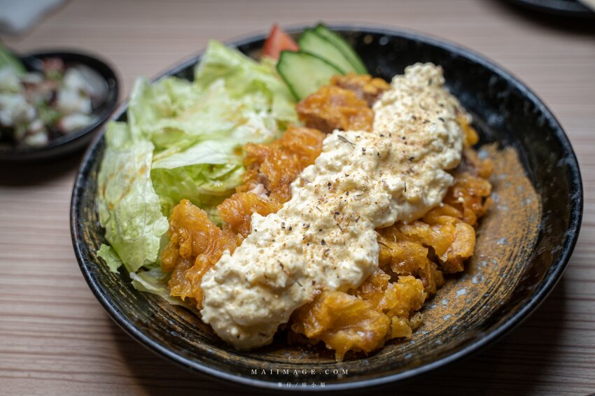 中山區美食|華燈初上拍攝地點大公開!2022台北條通商圈一日遊懶人包~必訪5間特色餐廳,無飲、麗姐麻油雞、